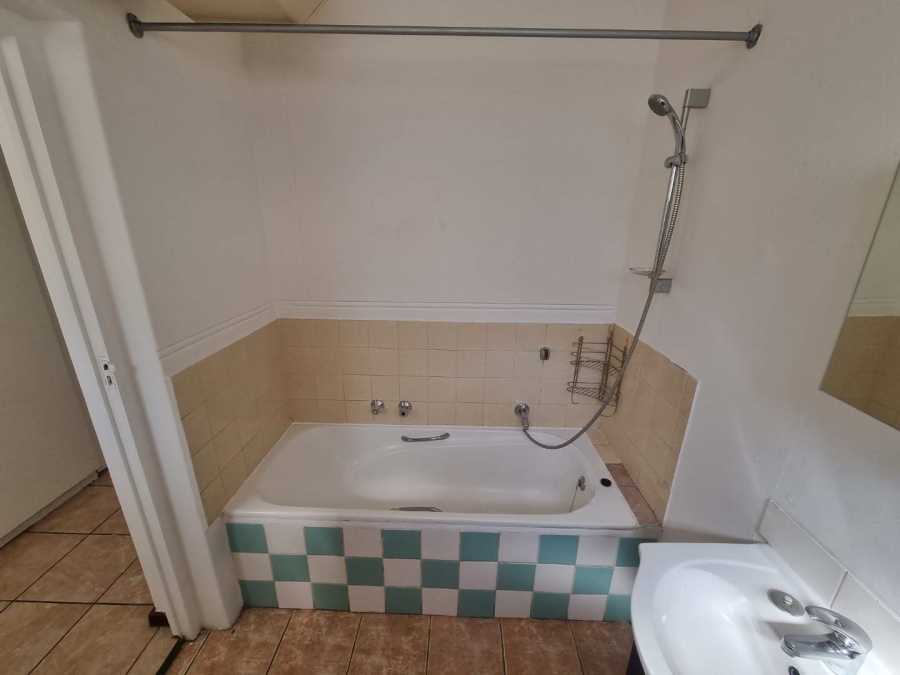 To Let 0 Bedroom Property for Rent in Sea Point Western Cape